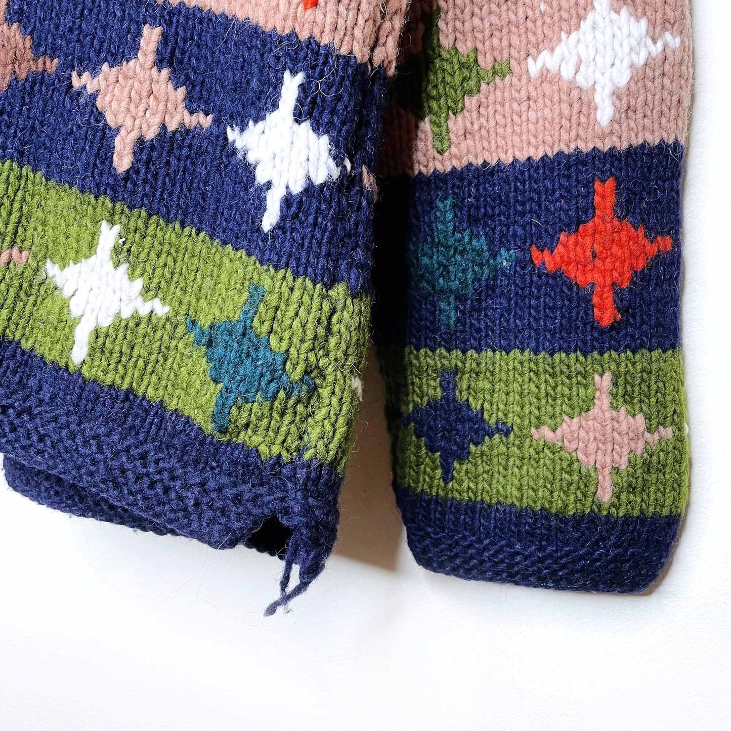 balta imports vintage 100% wool pullover - one size