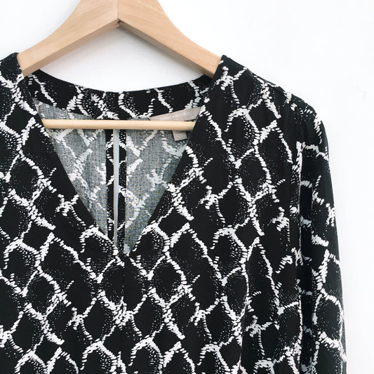 Banana Republic faux-wrap long sleeve romper - size 4