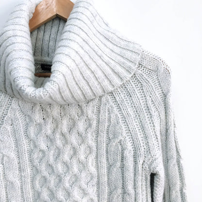 Banana Republic Cable-knit Turtleneck dress - size xs