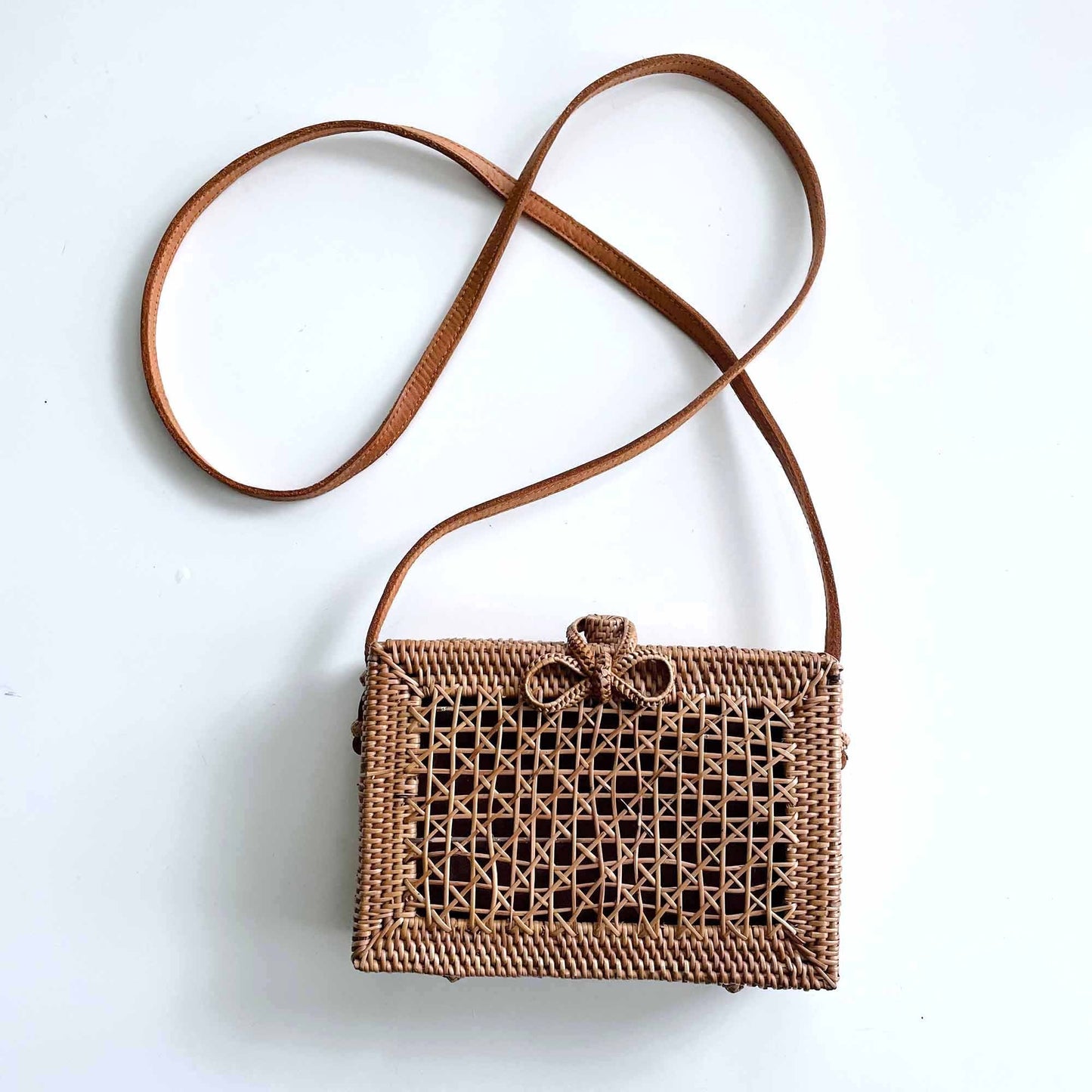woven basket rattan crossbody bag with leather strap