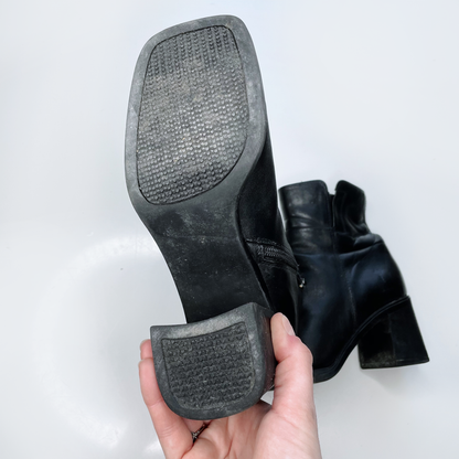 vintage bata chunky sole black leather square toe heeled boots - size 7
