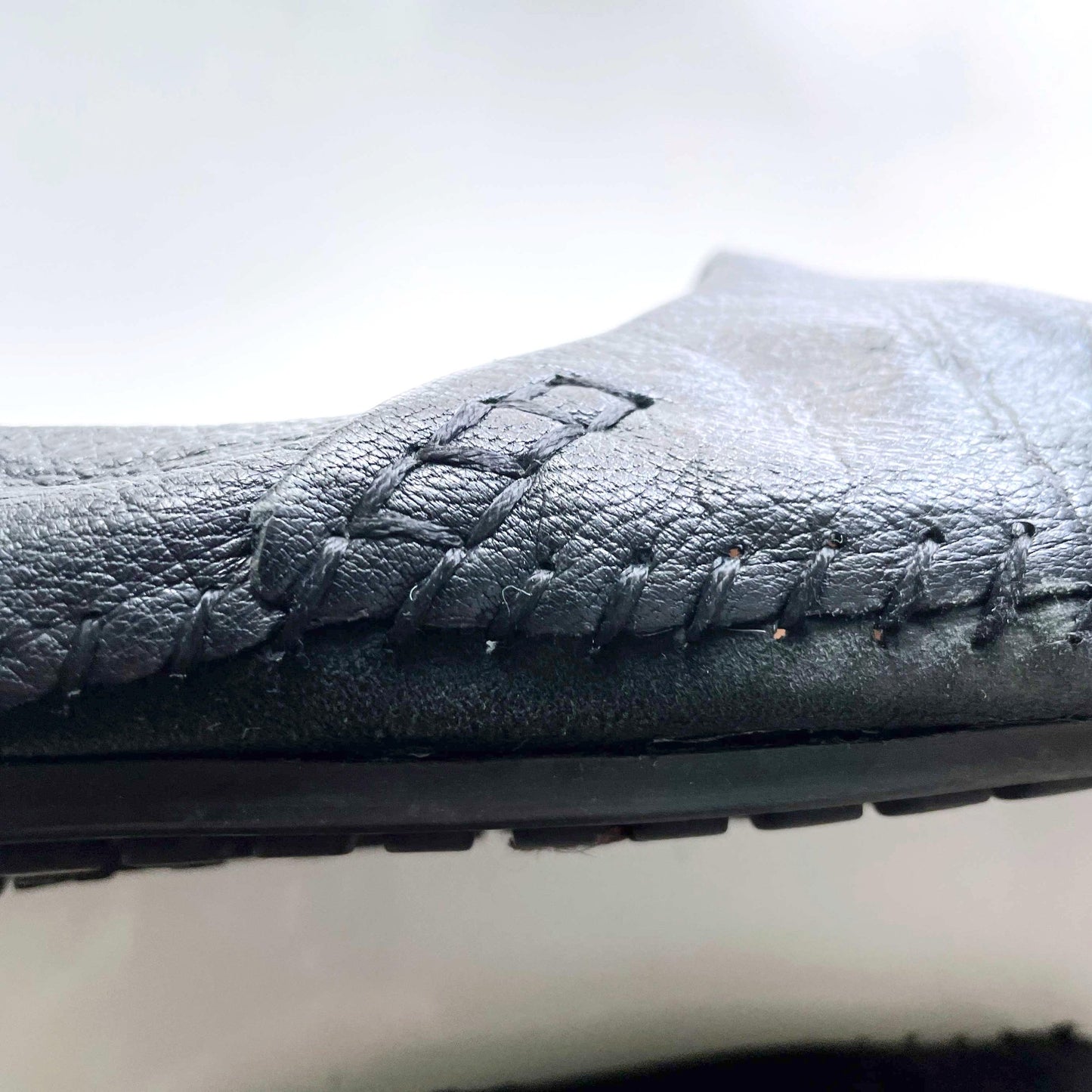 bcbg black leather italian slip on shoes - size 8