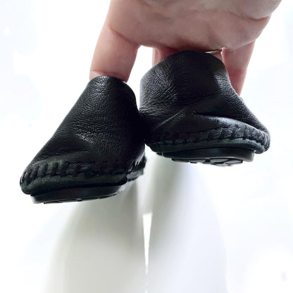 bcbg black leather italian slip on shoes - size 8