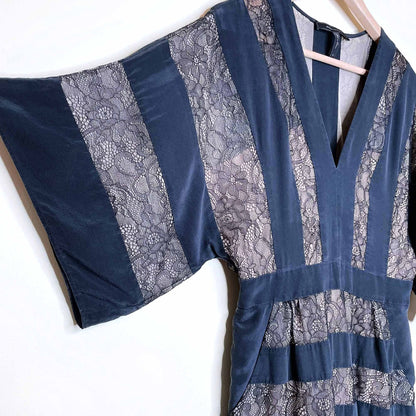 bcbg harbor black nude silk lace combination kimono dress - size xs