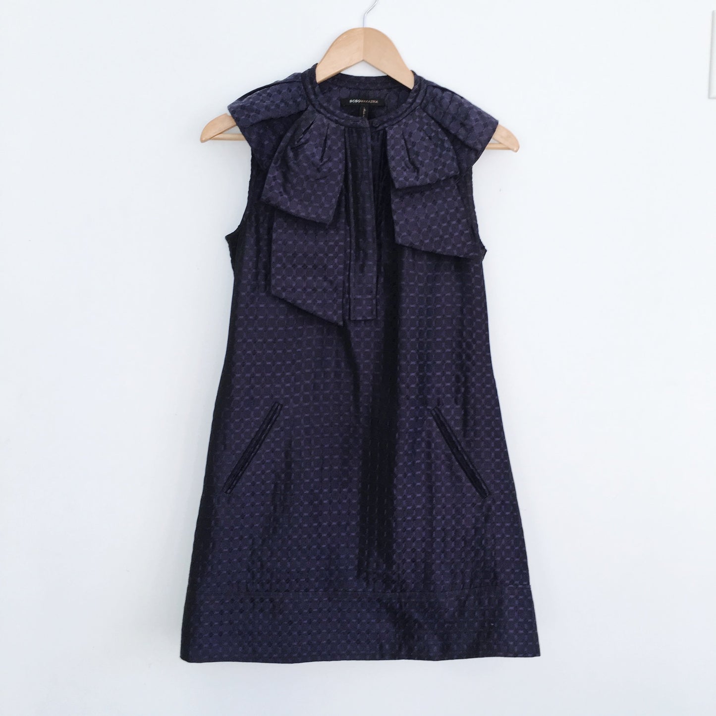 BCBG Jacquard Dress with Ruffle Collar - size XS