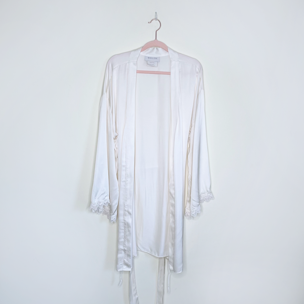 bhldn matine robe in ivory satin with lace trim - medium