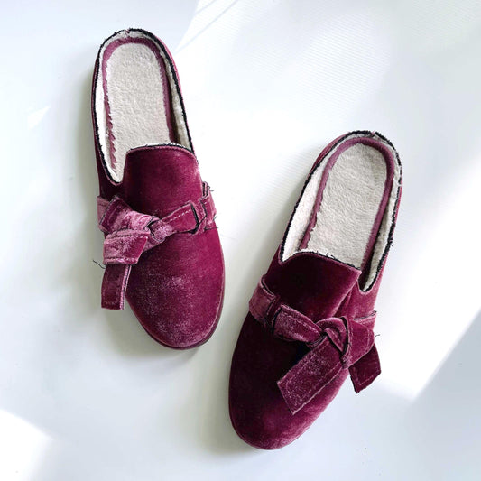 bearpaw sheepskin velvet smoking slippers - size 9