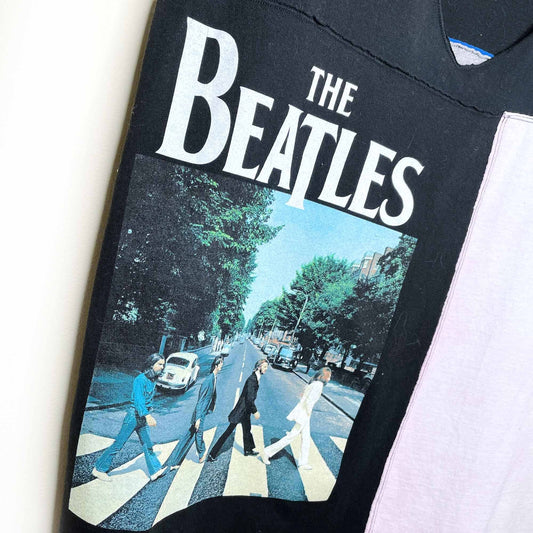 the beatles deconstructed v-neck tee - size xl