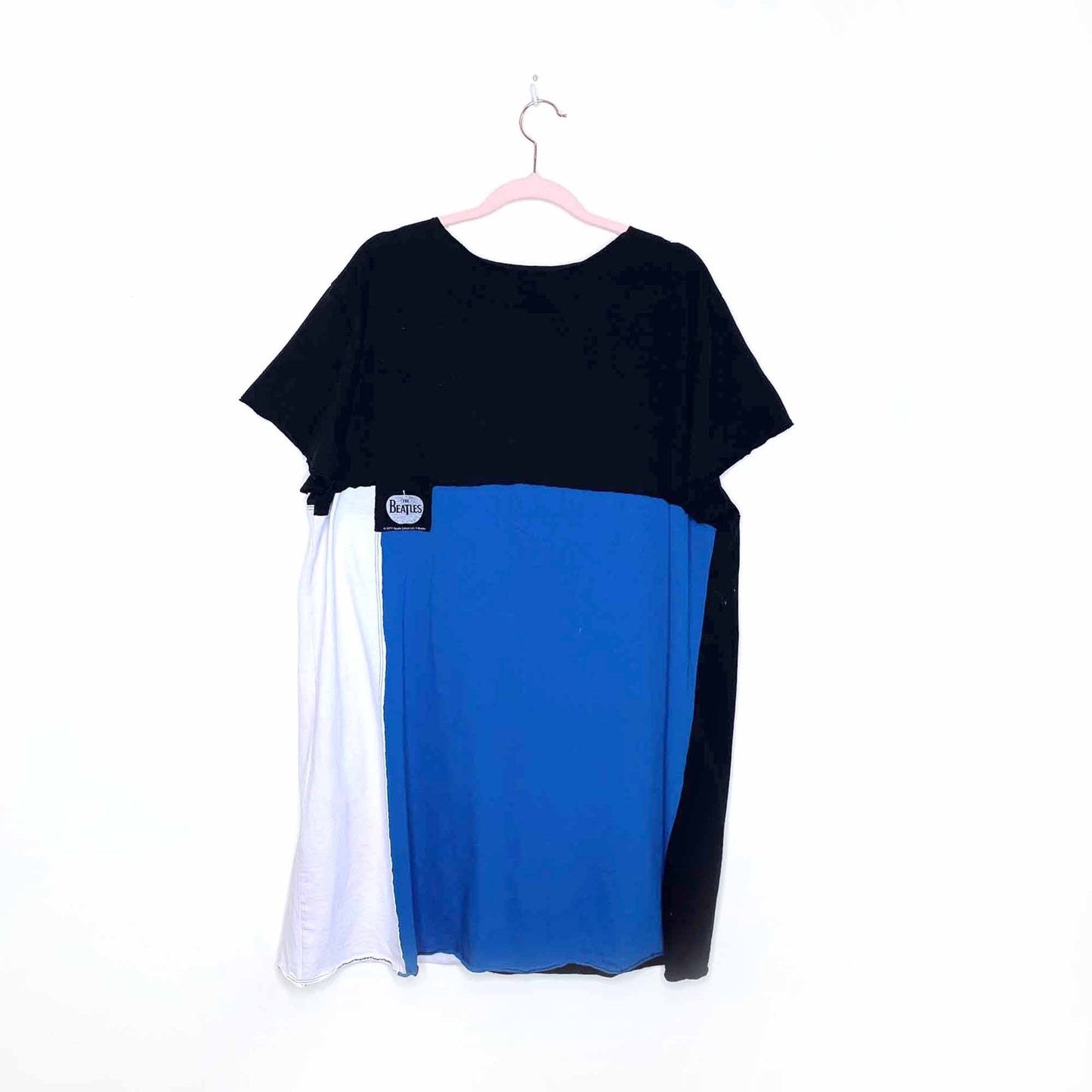 the beatles deconstructed v-neck tee - size xl