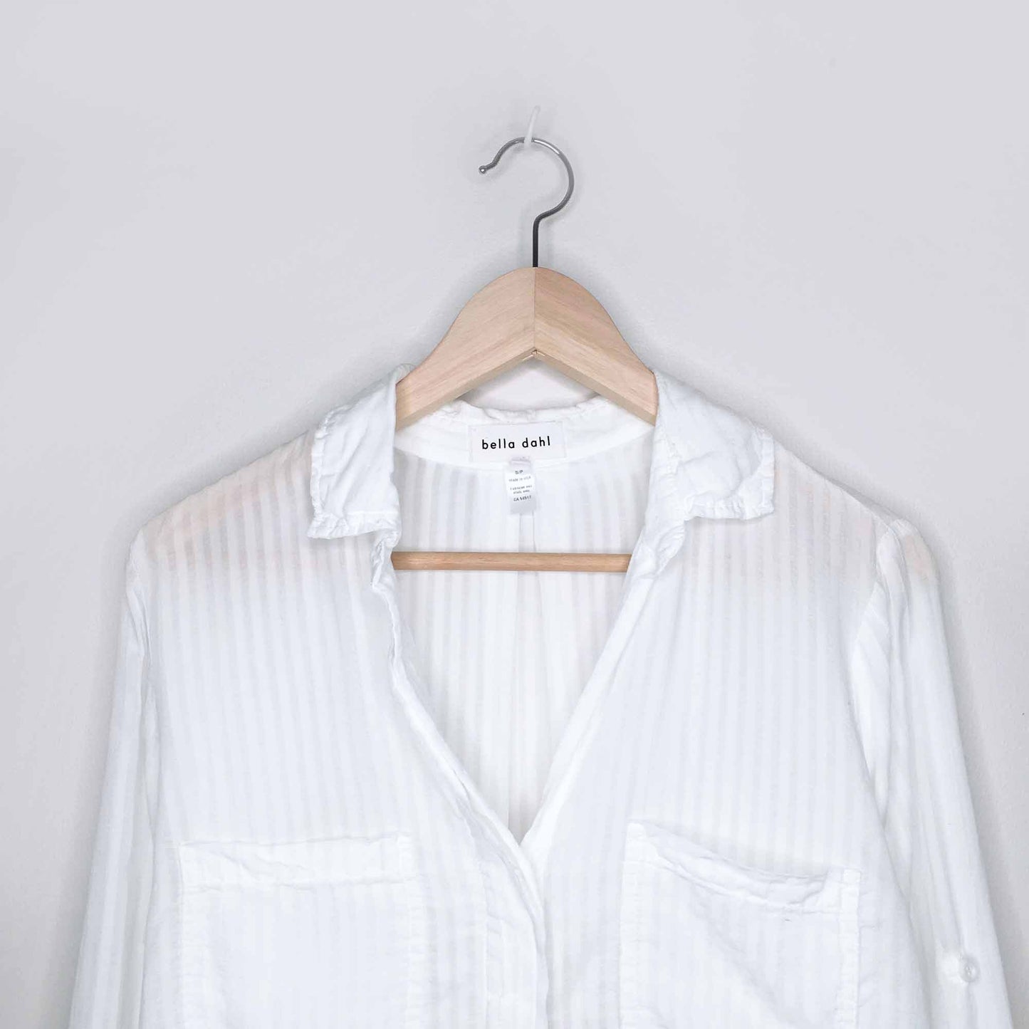 Bella Dahl split back shadow stripe button down - size Small