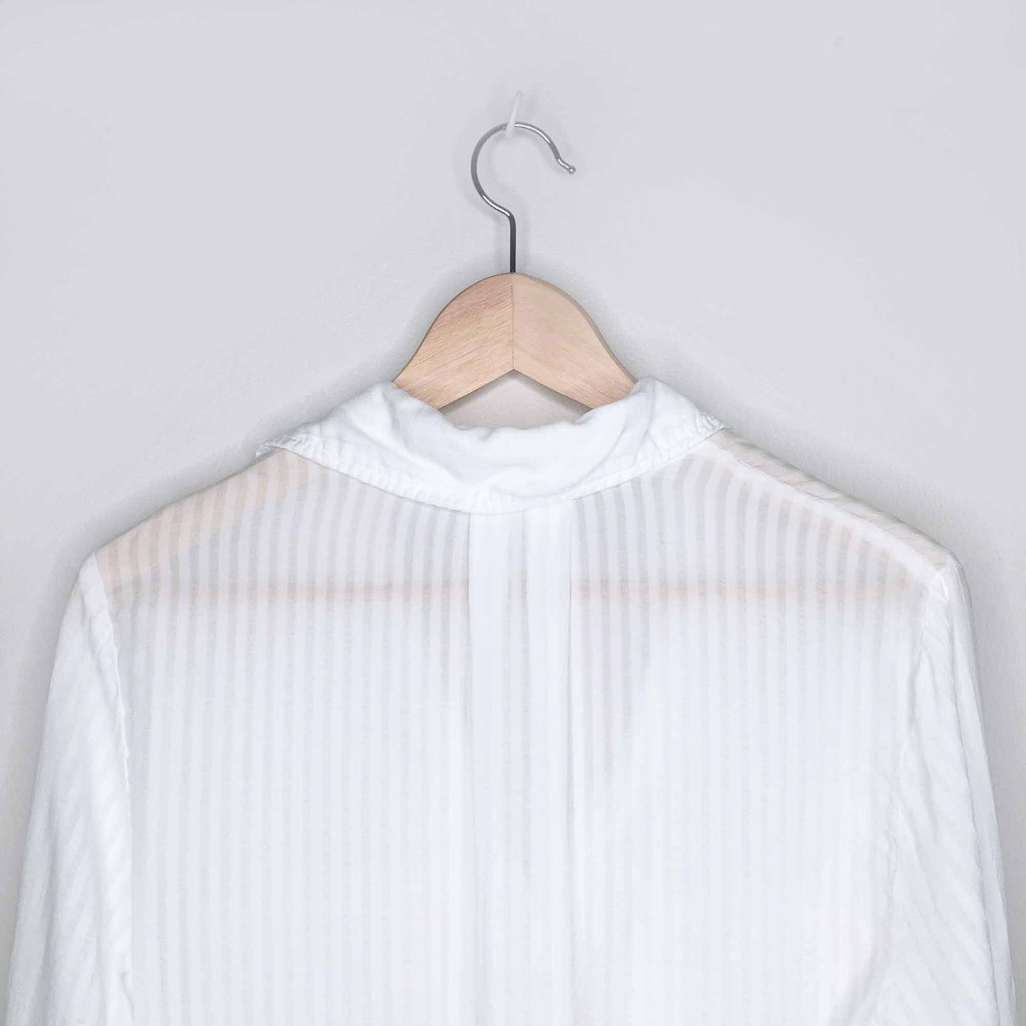 Bella Dahl split back shadow stripe button down - size Small