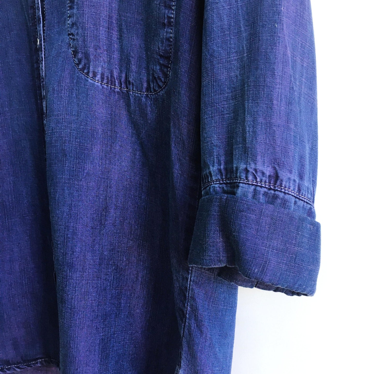 Bella Dahl purple chambray shirt - size xs