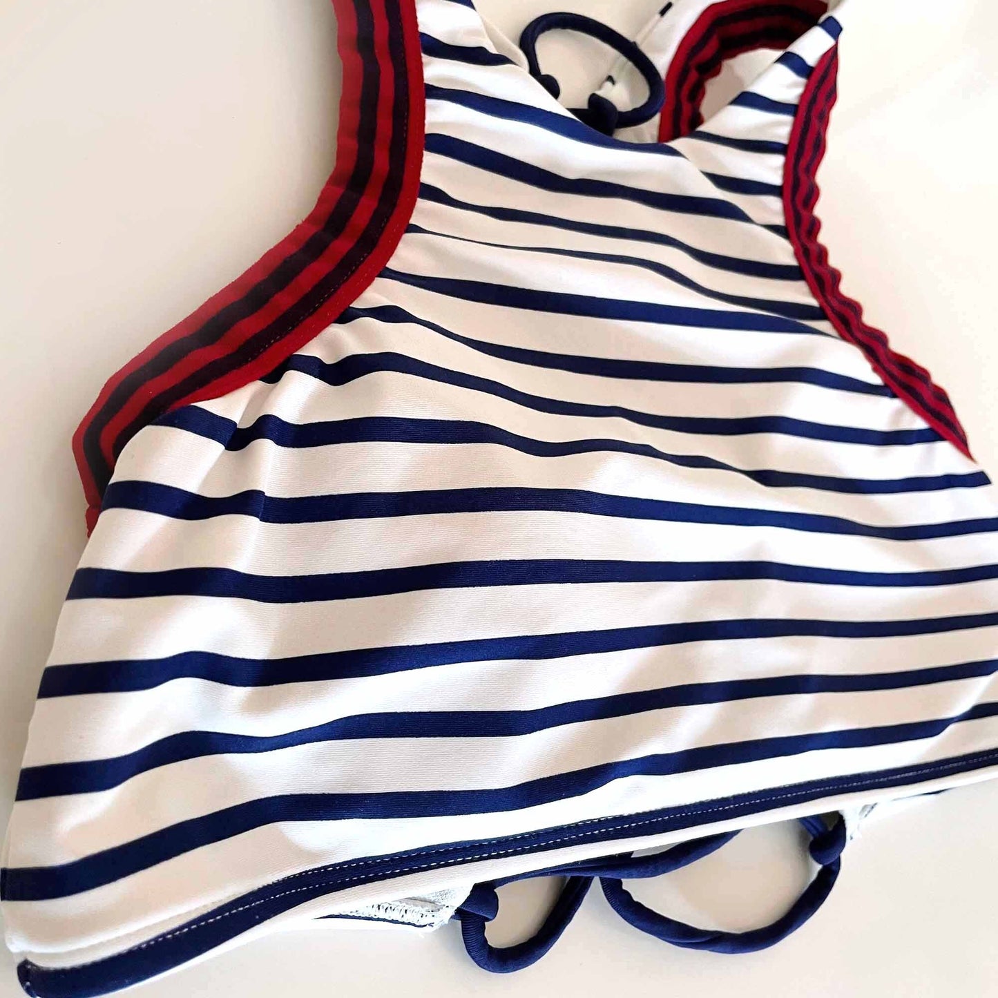 body glove stripe high neck crop bikini top - size medium