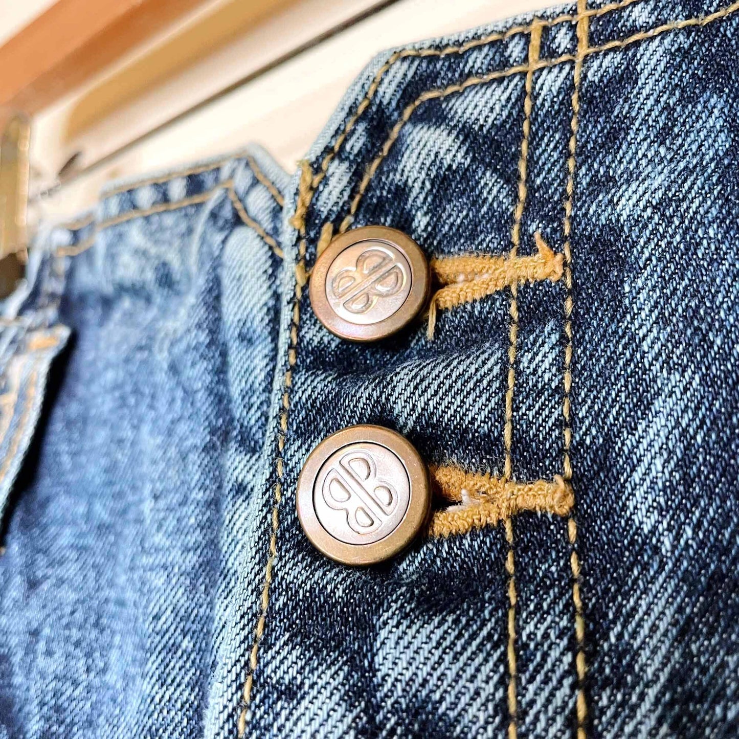 vintage bill blass ultra high rise tapered jeans - size 12