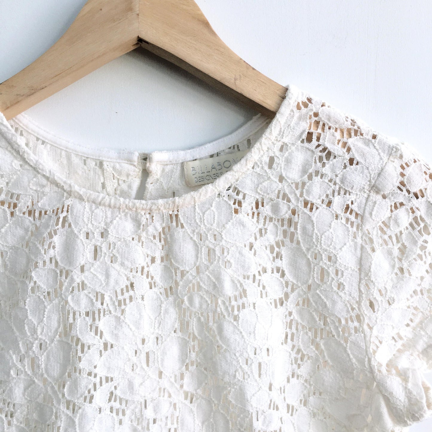 Billabong Lace Crop - Designer's Closet - size Small