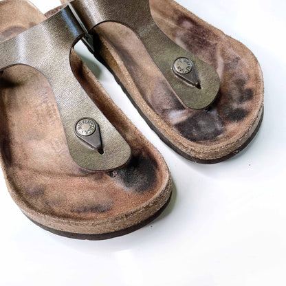 birkenstock gizeh birko-floor sandals in golden brown - size 38