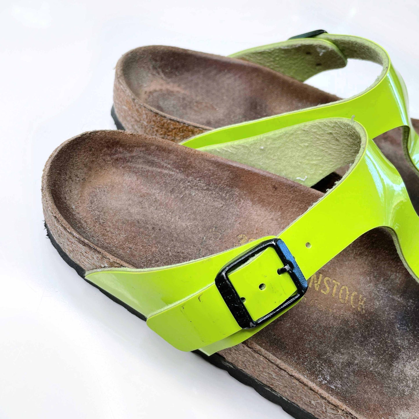 birkenstock gizeh birko-floor sandals in lime green - size 38