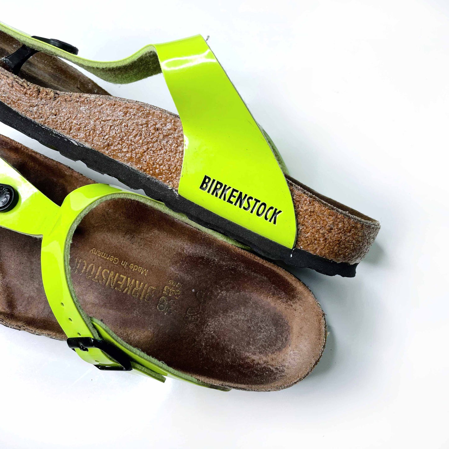 birkenstock gizeh birko-floor sandals in lime green - size 38