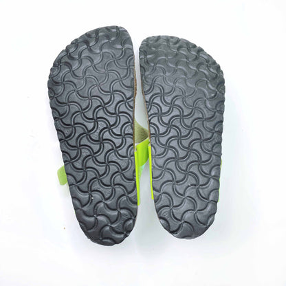 birkenstock gizeh birko-floor sandals in lime green - size 38