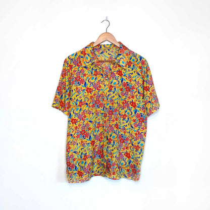 vintage tropical floral short sleeve button down blouse - size medium