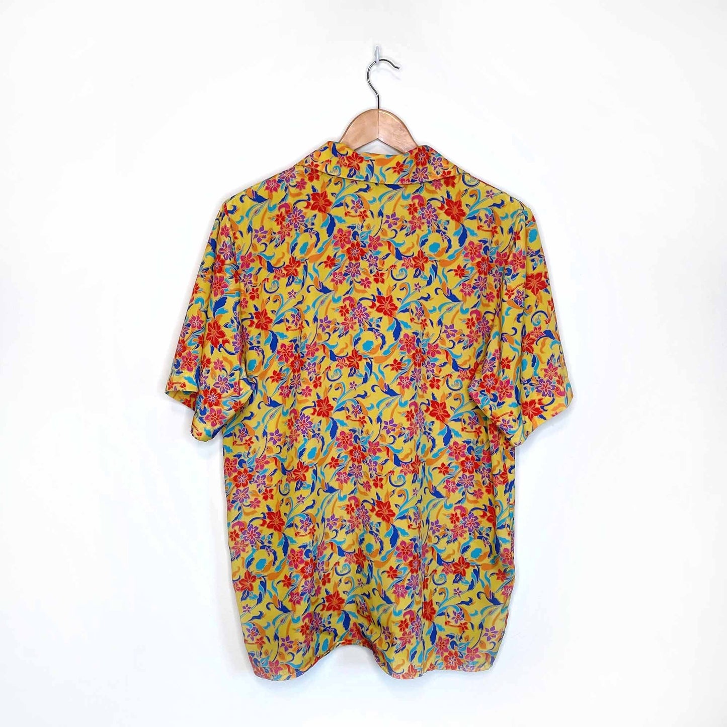 vintage tropical floral short sleeve button down blouse - size medium