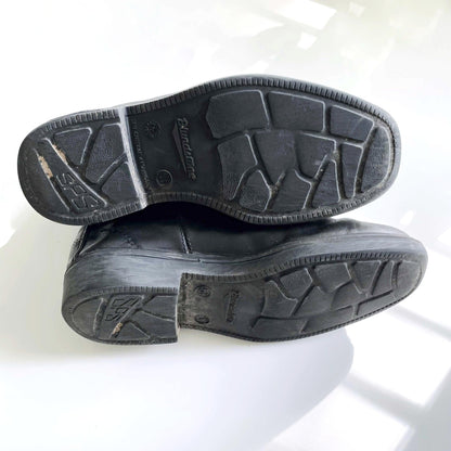 blundstone black leather chelsea boots - size 8.5W