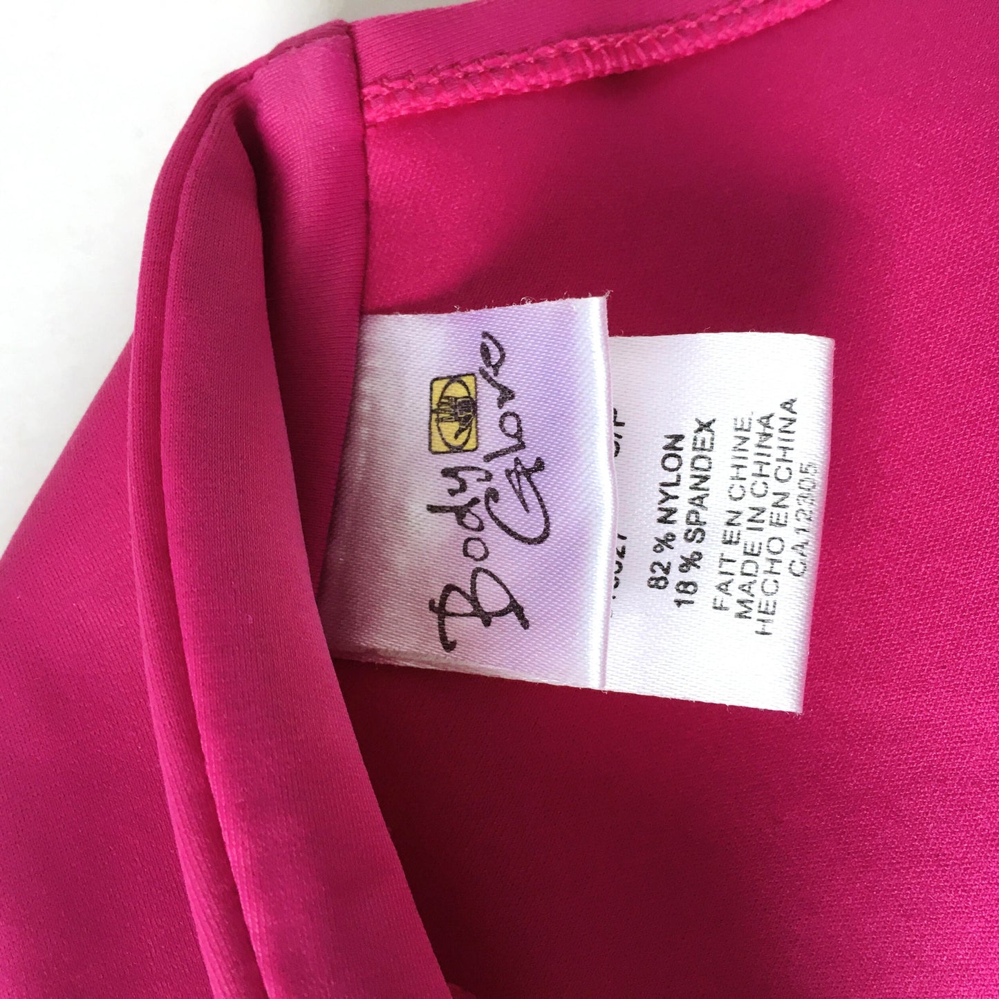 Body Glove twisted magenta bandeau bikini top - size Small