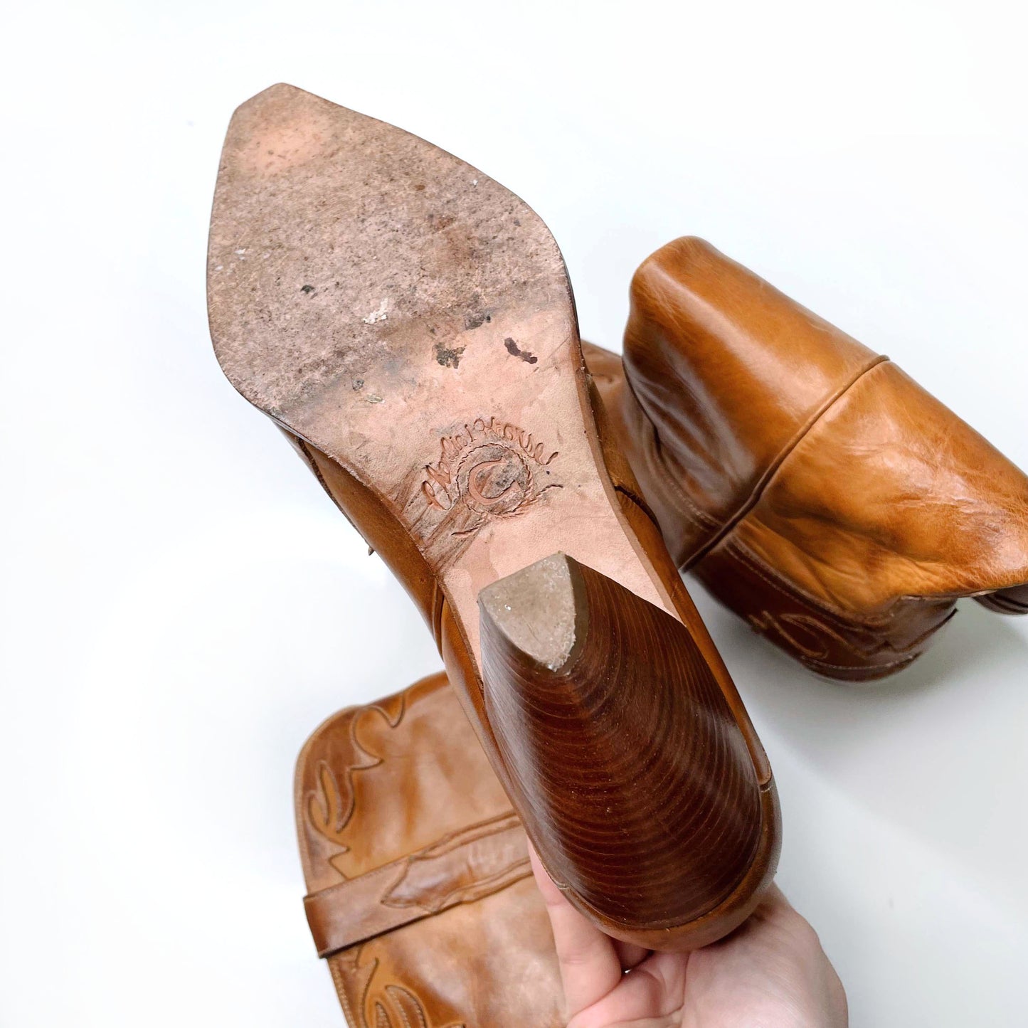 charlie 1 horse leather heeled rancher cowboy boots - size 8.5