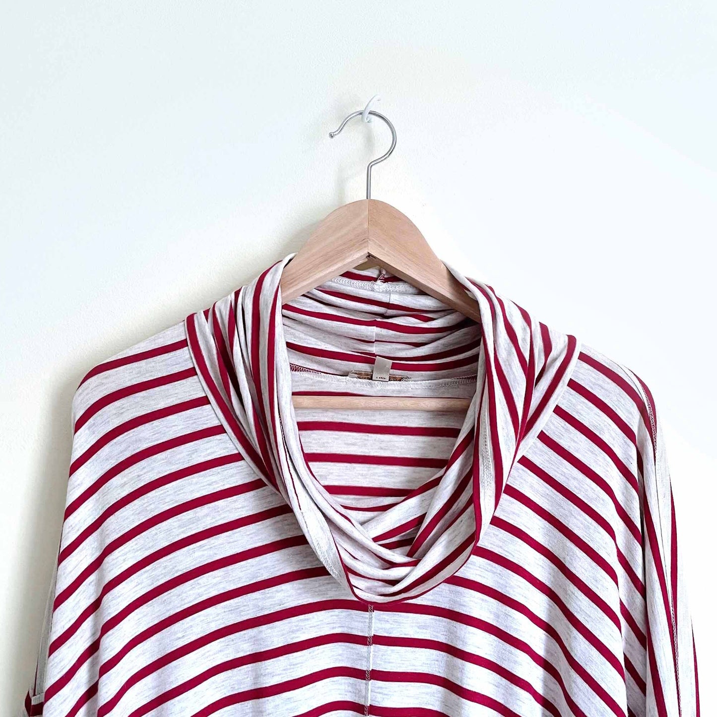 Bordeaux striped oversized cowl neck jersey top - size Medium