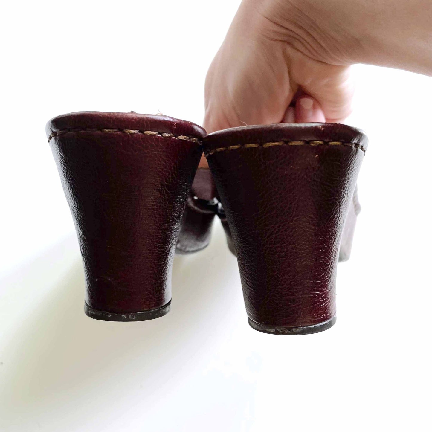 born open toe leather slip on clog sandals - size 7