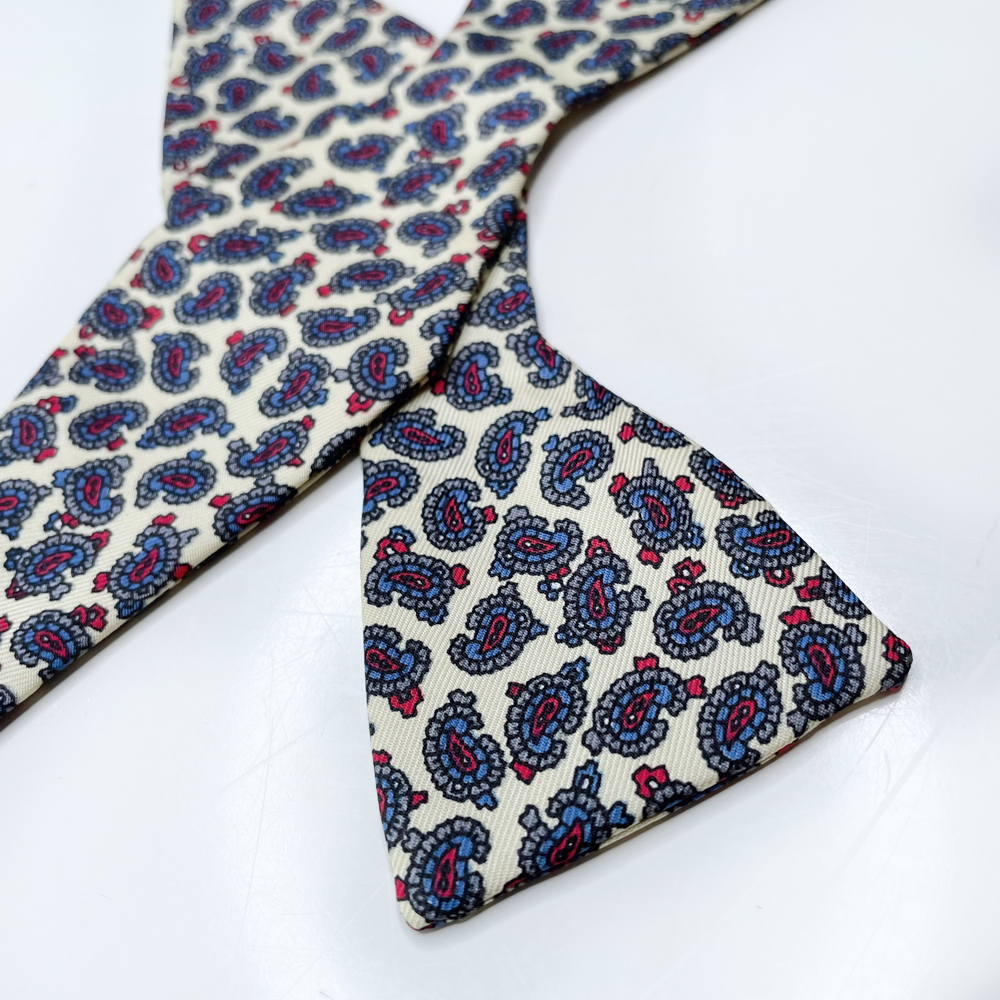 vintage bancroft silk paisley adjustable bow tie