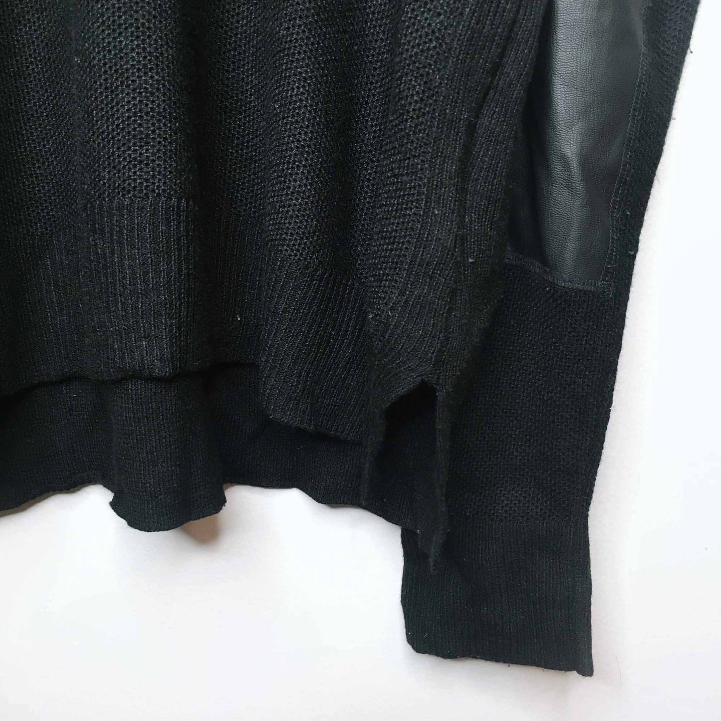 Banana Republic merino wool-blend sweater with elbow patches - size Large