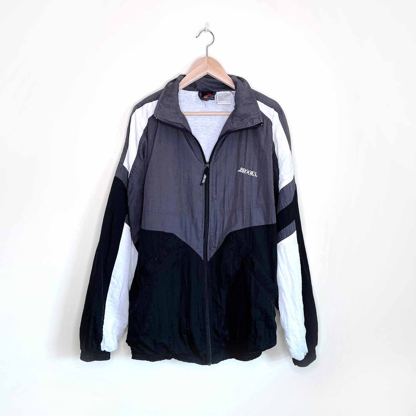 vintage brooks lined windbreaker - size large