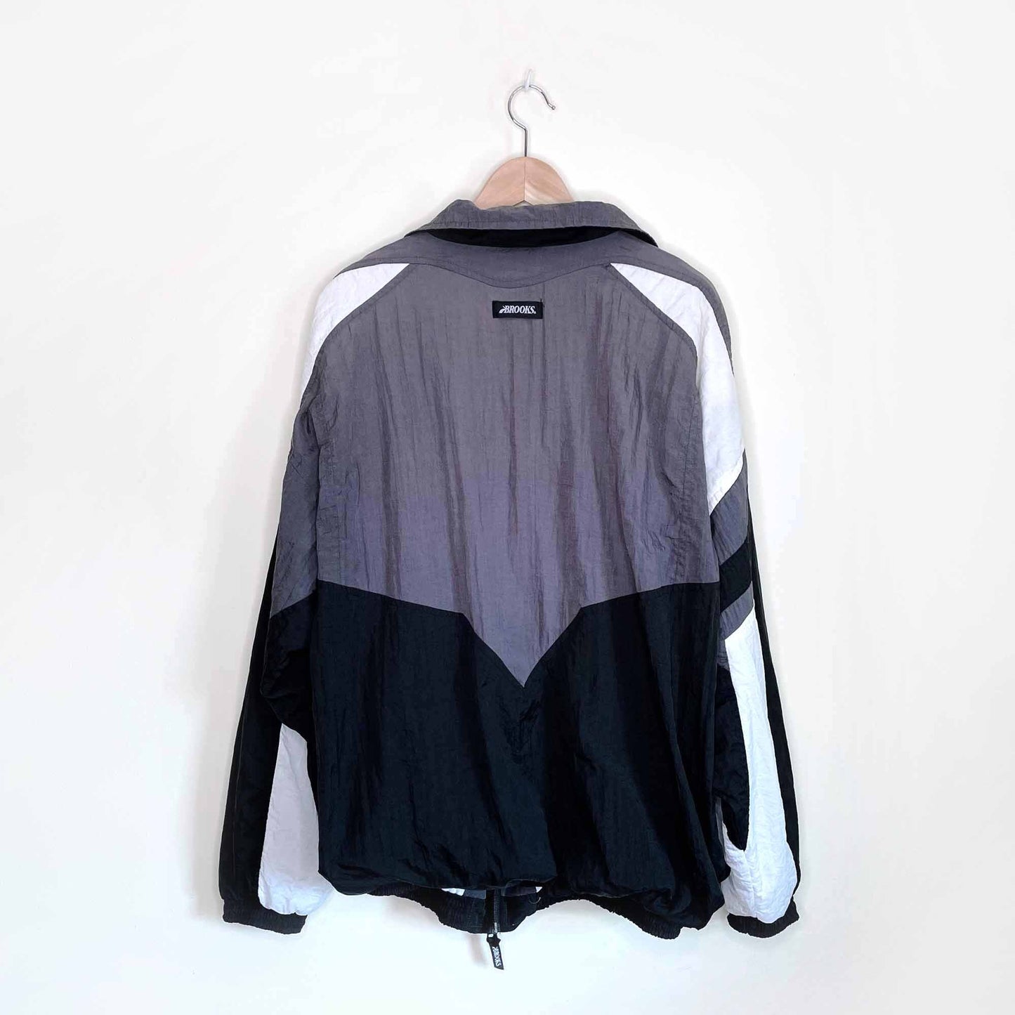vintage brooks lined windbreaker - size large