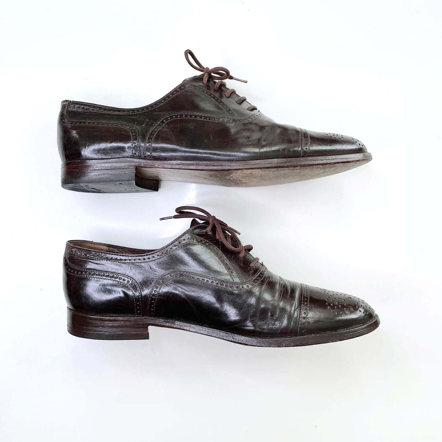 bruno magli wingtip lace up leather oxford loafers - size 7.5M / 9.5W