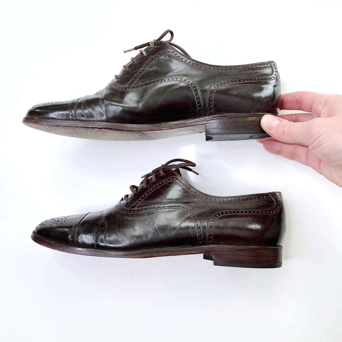 bruno magli wingtip lace up leather oxford loafers - size 7.5M / 9.5W