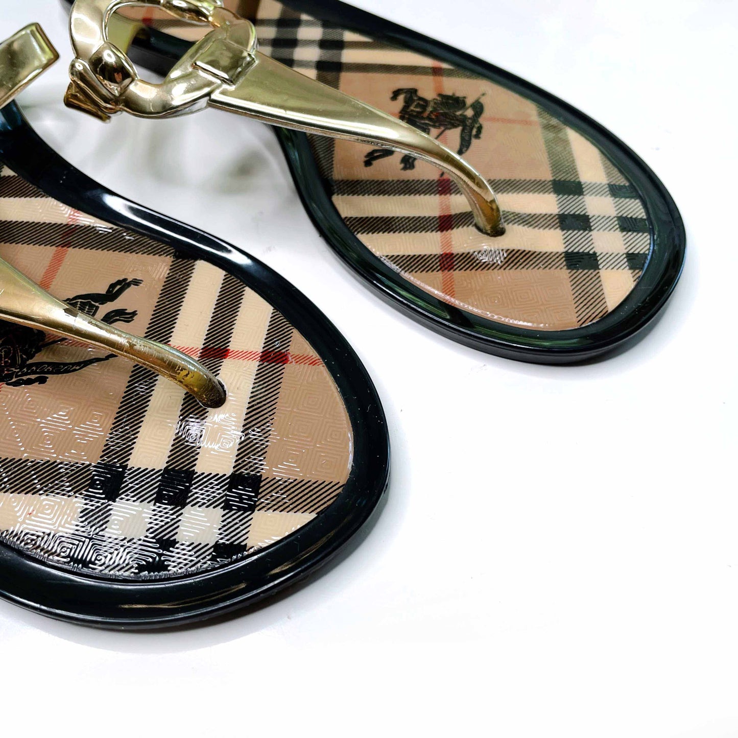 burberry nova check jelly thong sandals - size 39