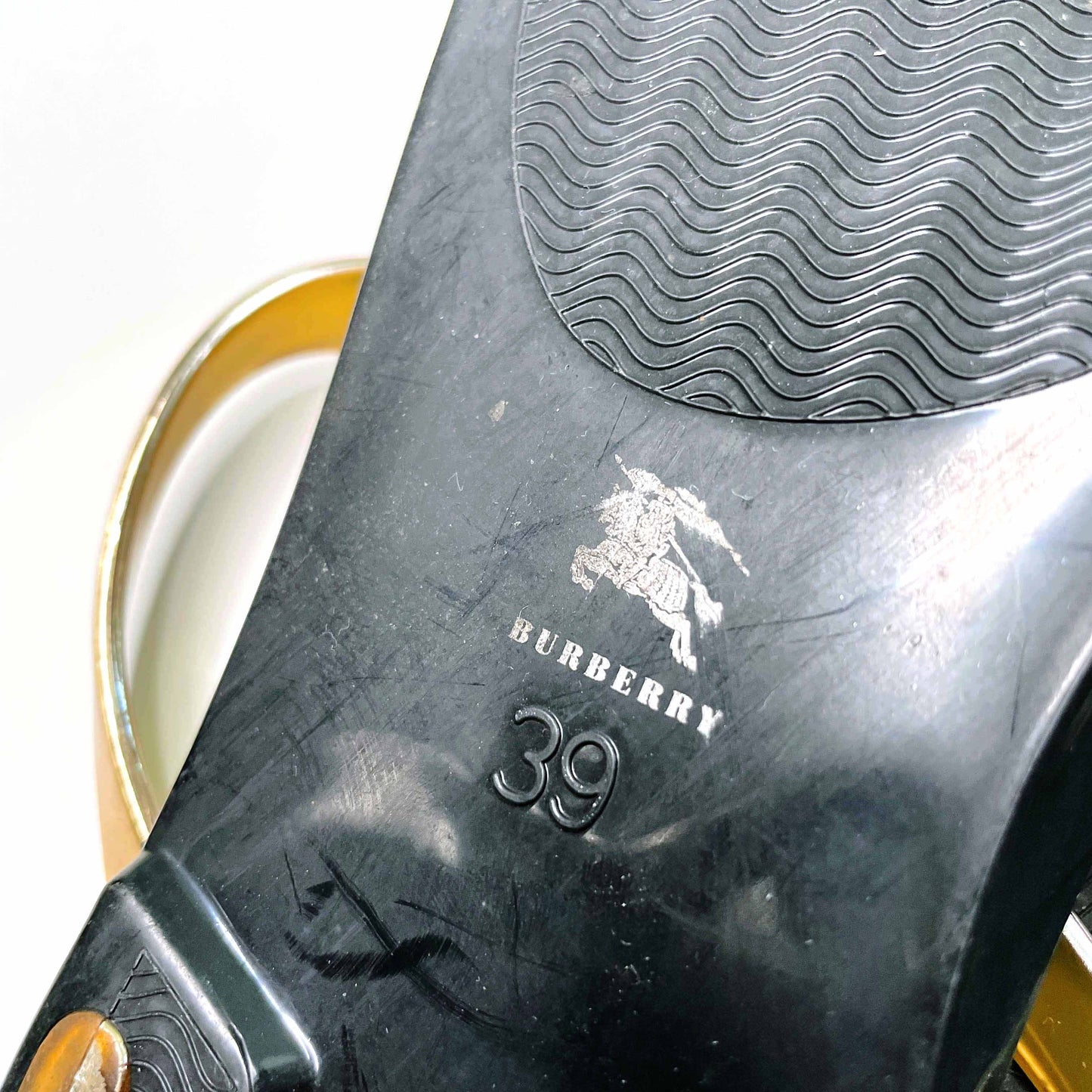 burberry nova check jelly thong sandals - size 39