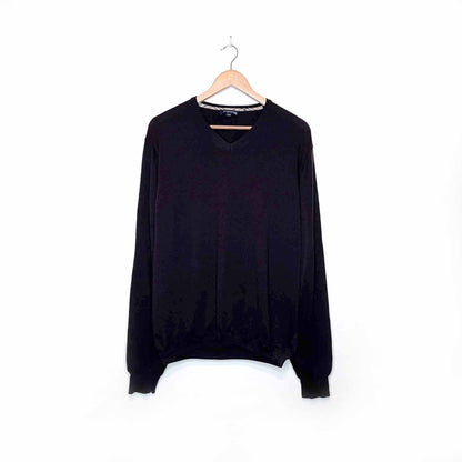 burberry men's merino wool embroidered logo v-neck sweater - size xl