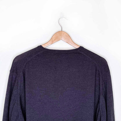 burberry men's merino wool embroidered logo v-neck sweater - size xl