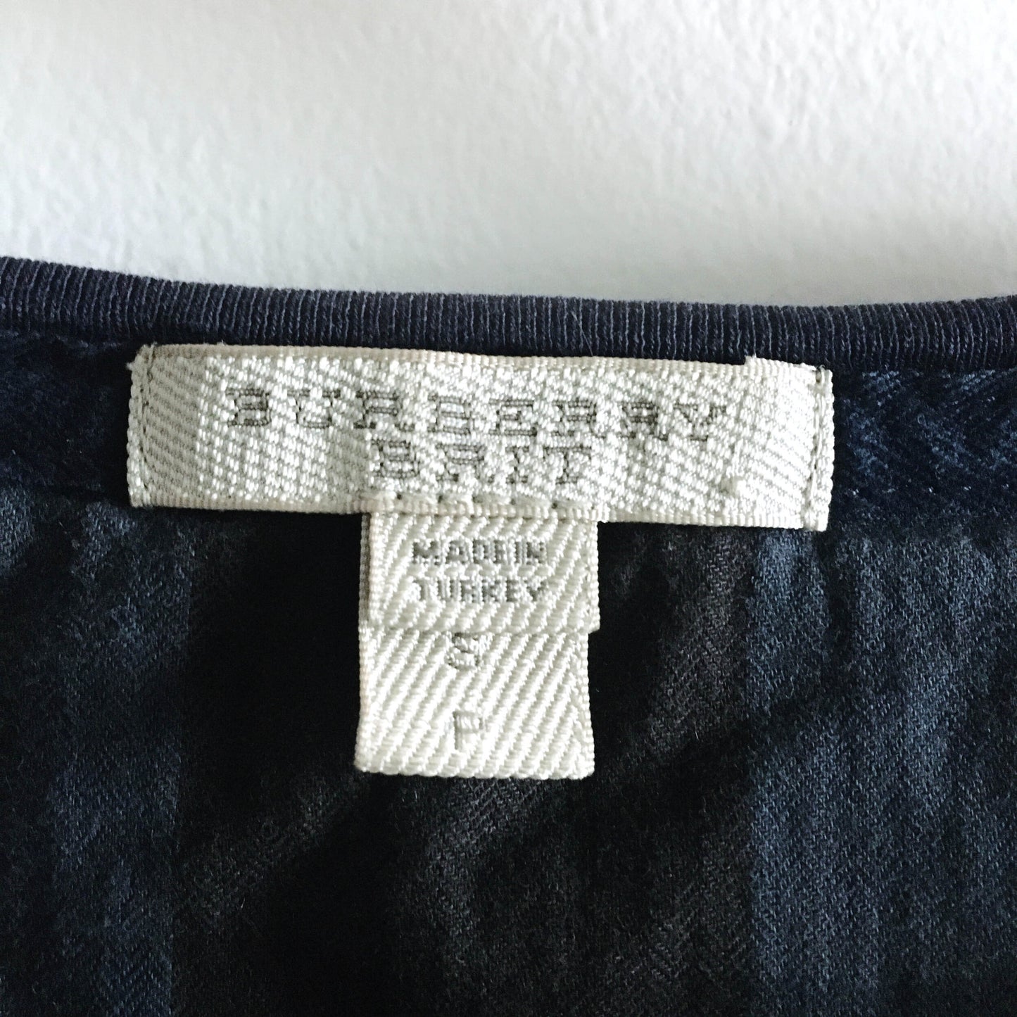 Burberry Brit embroidered pocket tee - size Small