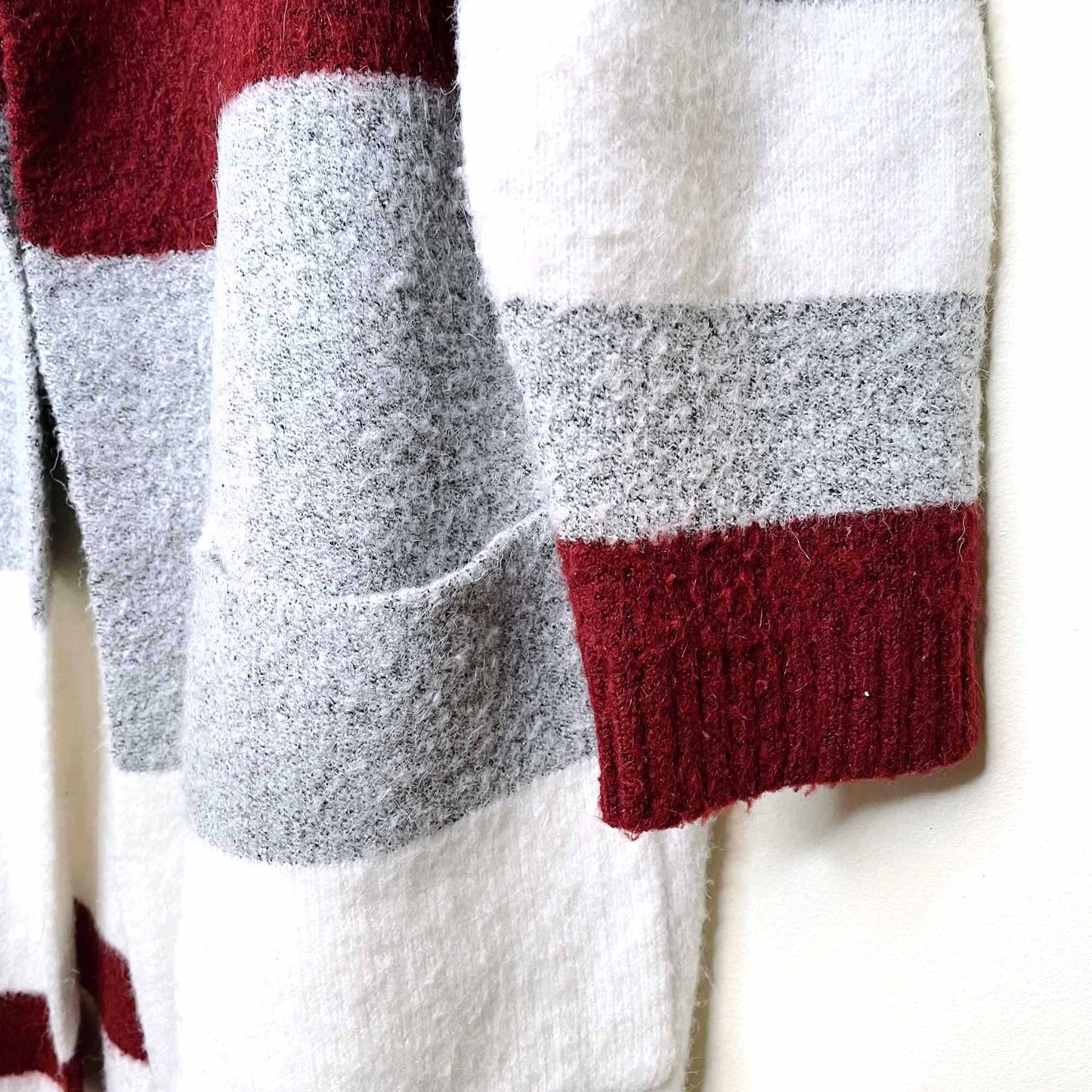 goa striped cozy and soft blanket cardigan - size xl