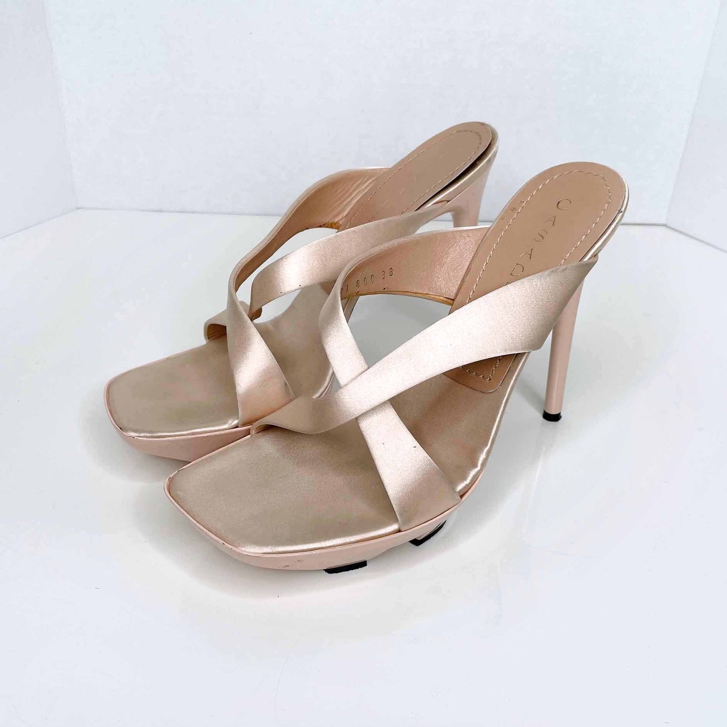 casadei rose gold x-strap slip on pink sandal pump - size 8