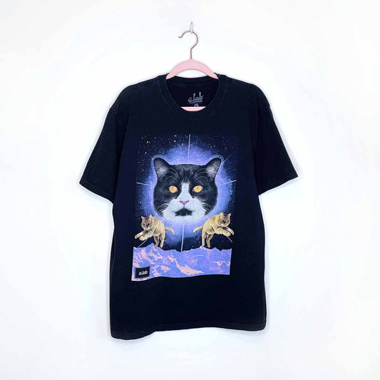 a.lab space cats graphic tee - size large