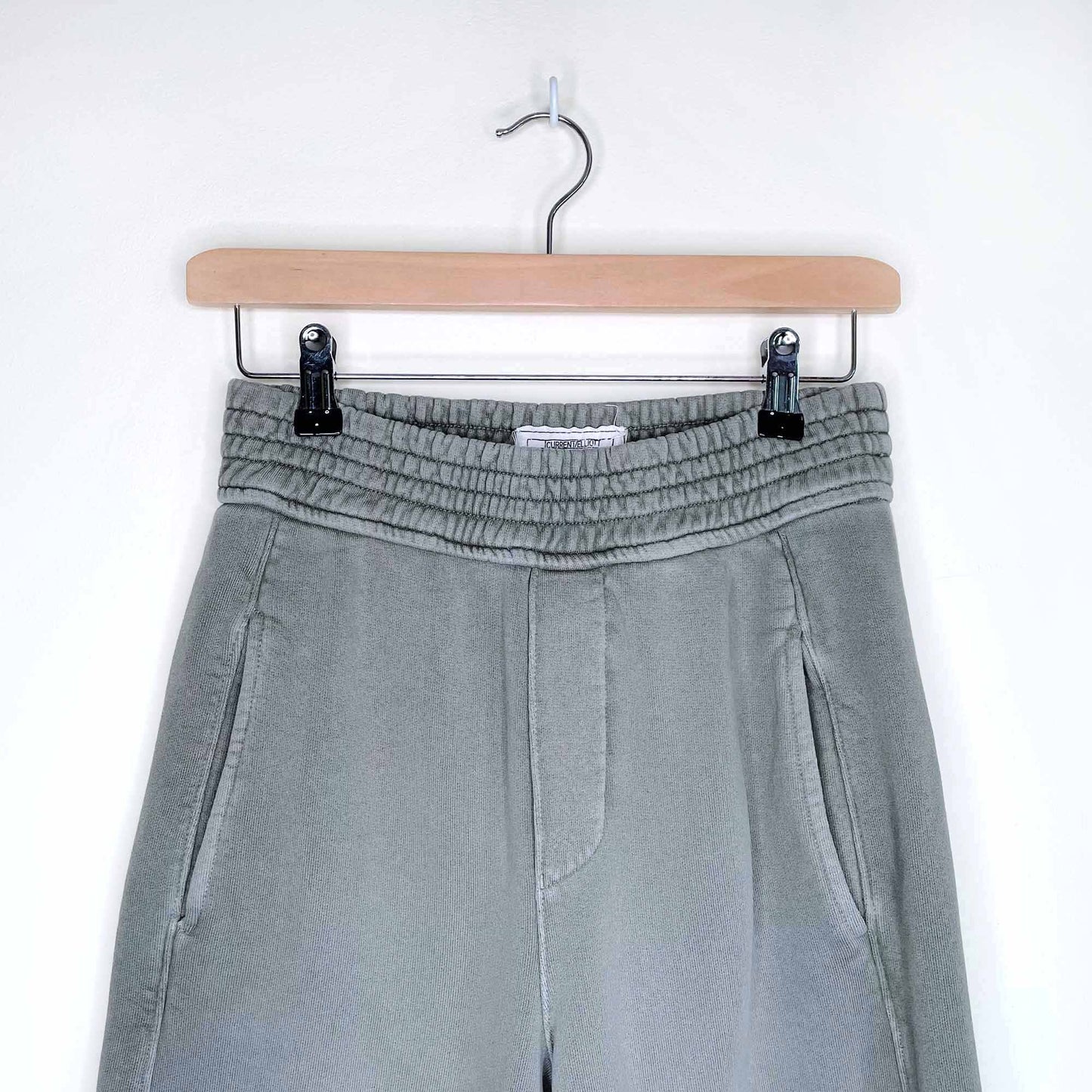current elliott the barrel sweatpant in dusty olive - size 0