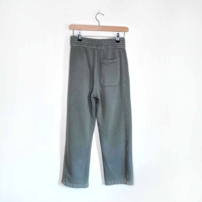 current elliott the barrel sweatpant in dusty olive - size 0