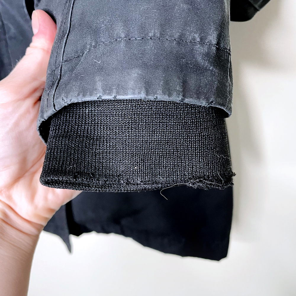 canada goose black short expedition parka - size small