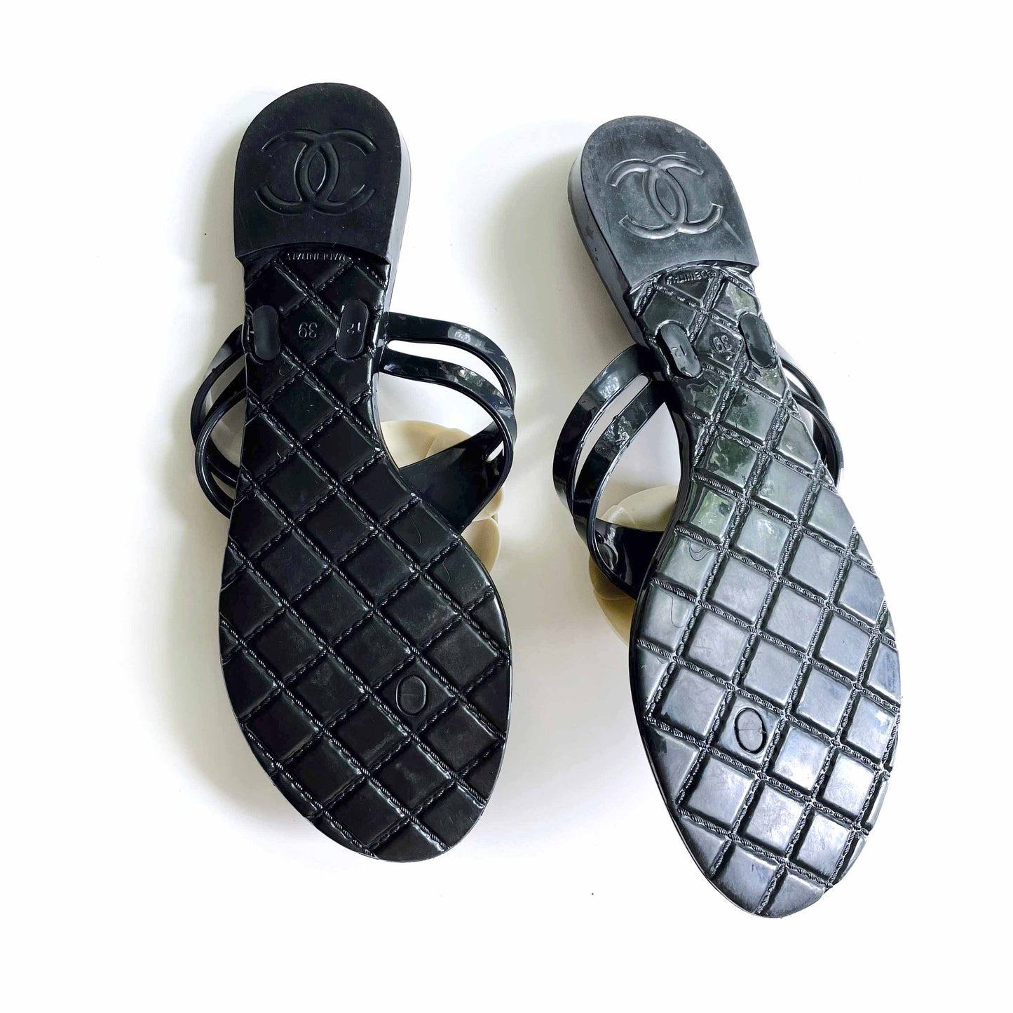 chanel camellia flower thong jelly sandals - size 39