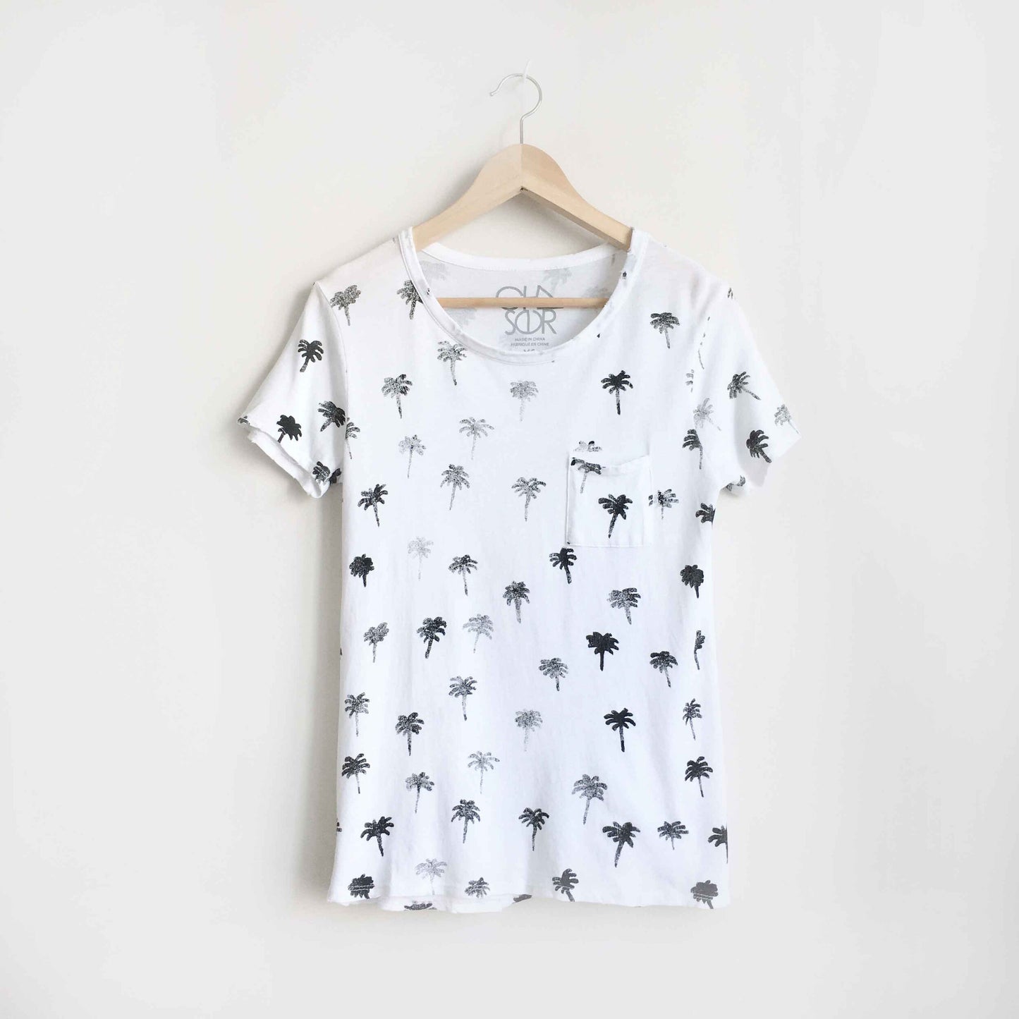 Chaser classic palms pocket tee - size xs
