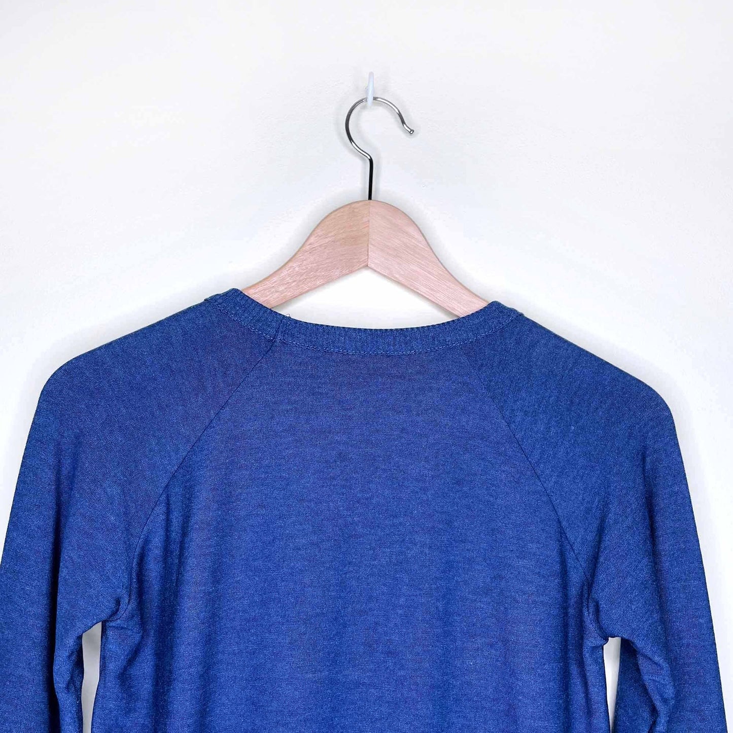 chaser raglan sunshine sweatshirt - size xs